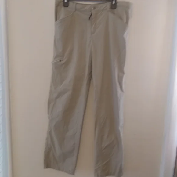 Patagonia Tan Khaki Quandary Nylon Convertible Pants Size 14 - Picture 3 of 10